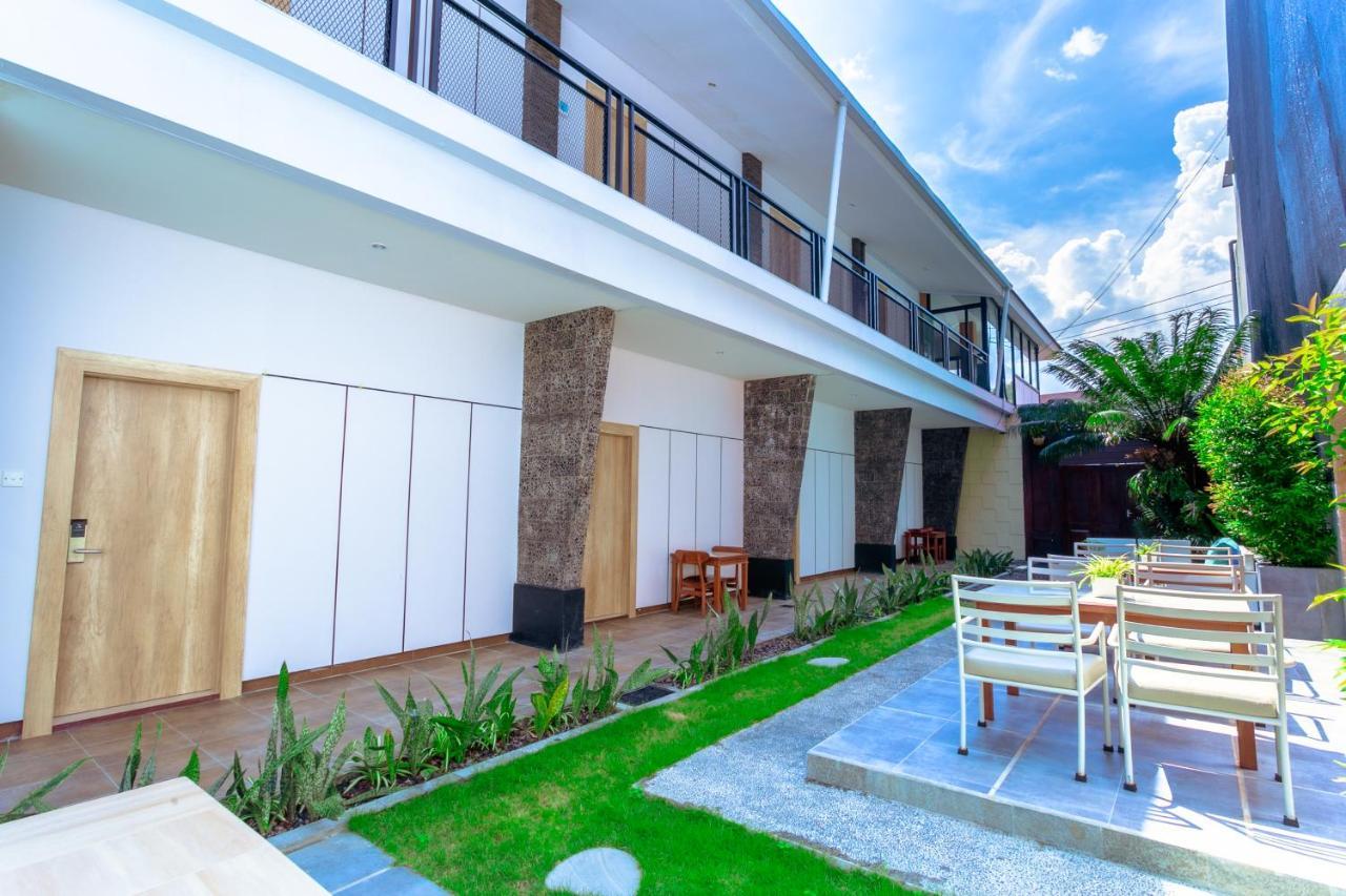 Lega Legi Town House Seminyak By The Lavana Экстерьер фото